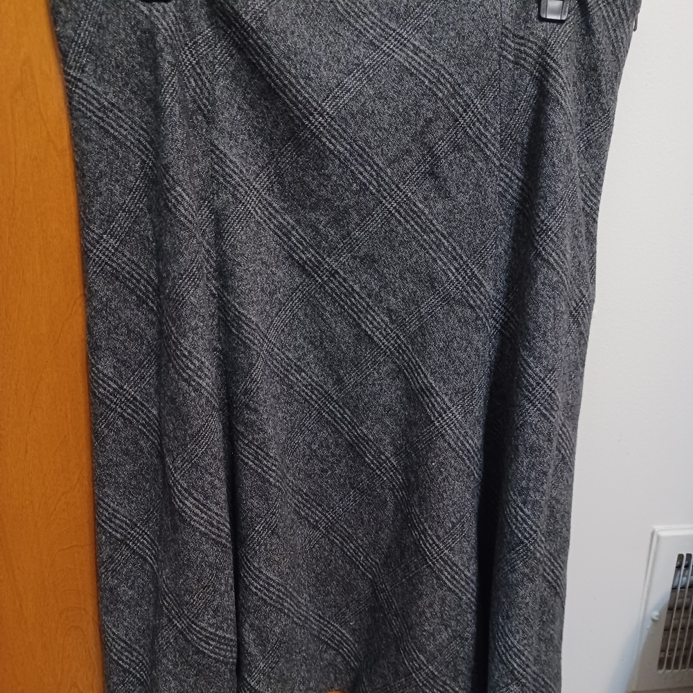 Womens plaid skirt
